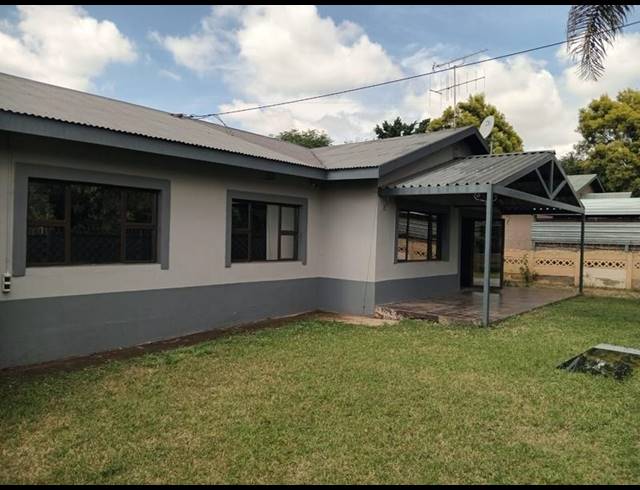 3 BEDROOM HOUSE FOR SALE IN HERMANSTAD